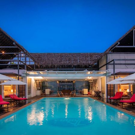 Stayvista At The Rain - River Villa With Infinity Pool Alappuzha Zewnętrze zdjęcie