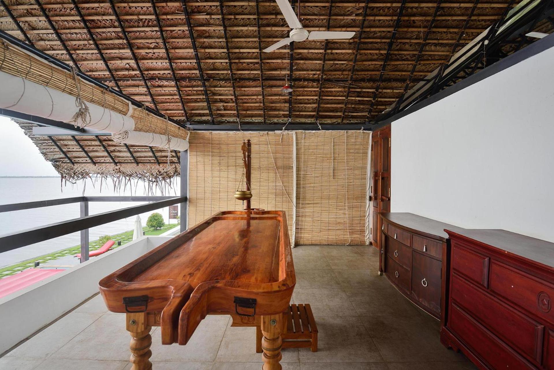 Stayvista At The Rain - River Villa With Infinity Pool Alappuzha Zewnętrze zdjęcie